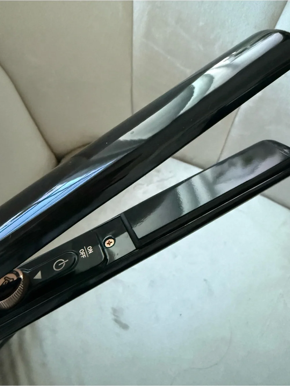 T3 straightener black